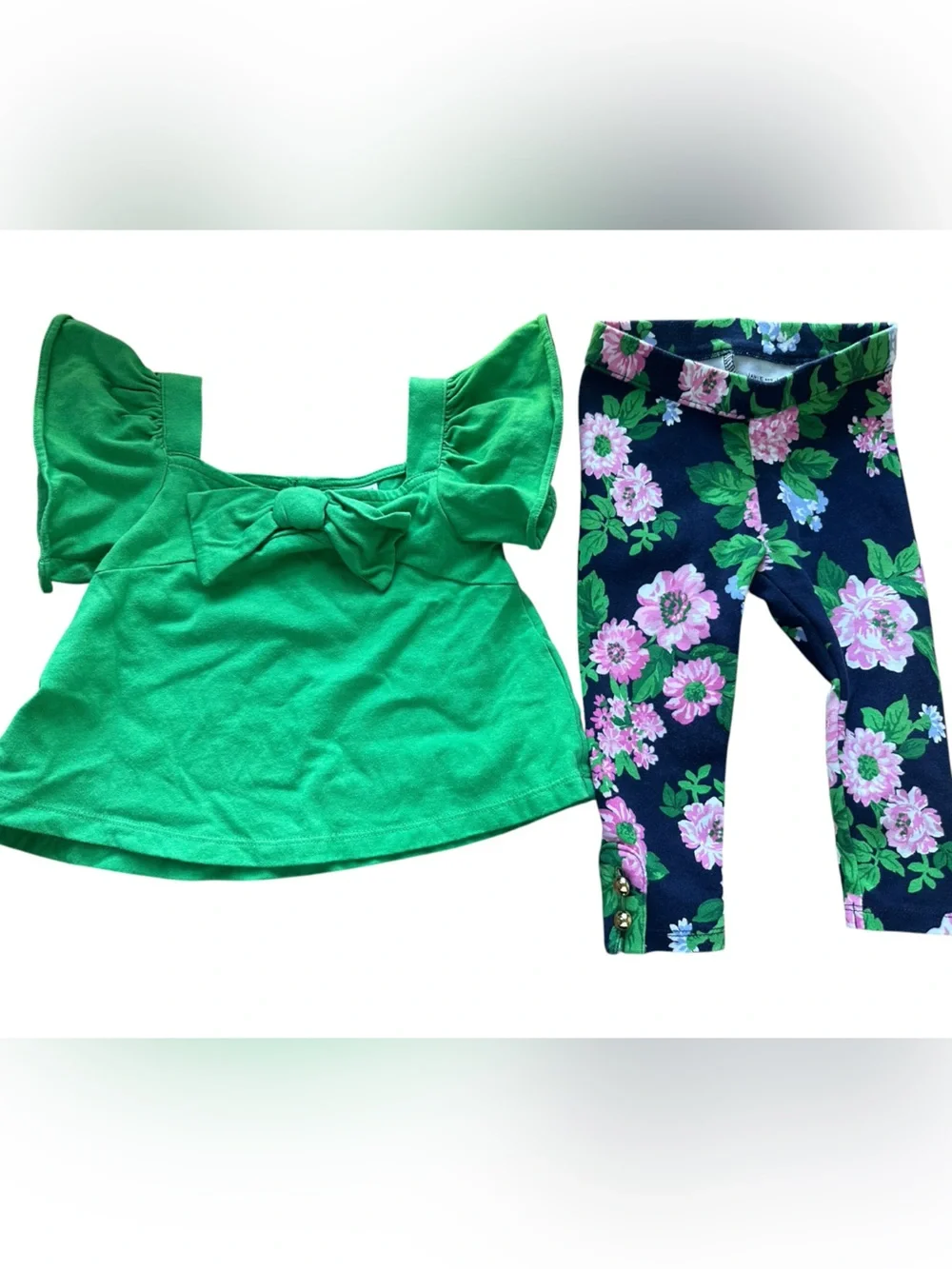 Janie and Jack Kelly Green Flutter Sleeve Top, Floral Leggings and Flamingo Top